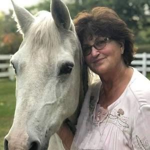 Meet your Posher, Alison